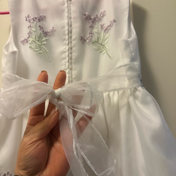 White Dress - Picture 3 of 5